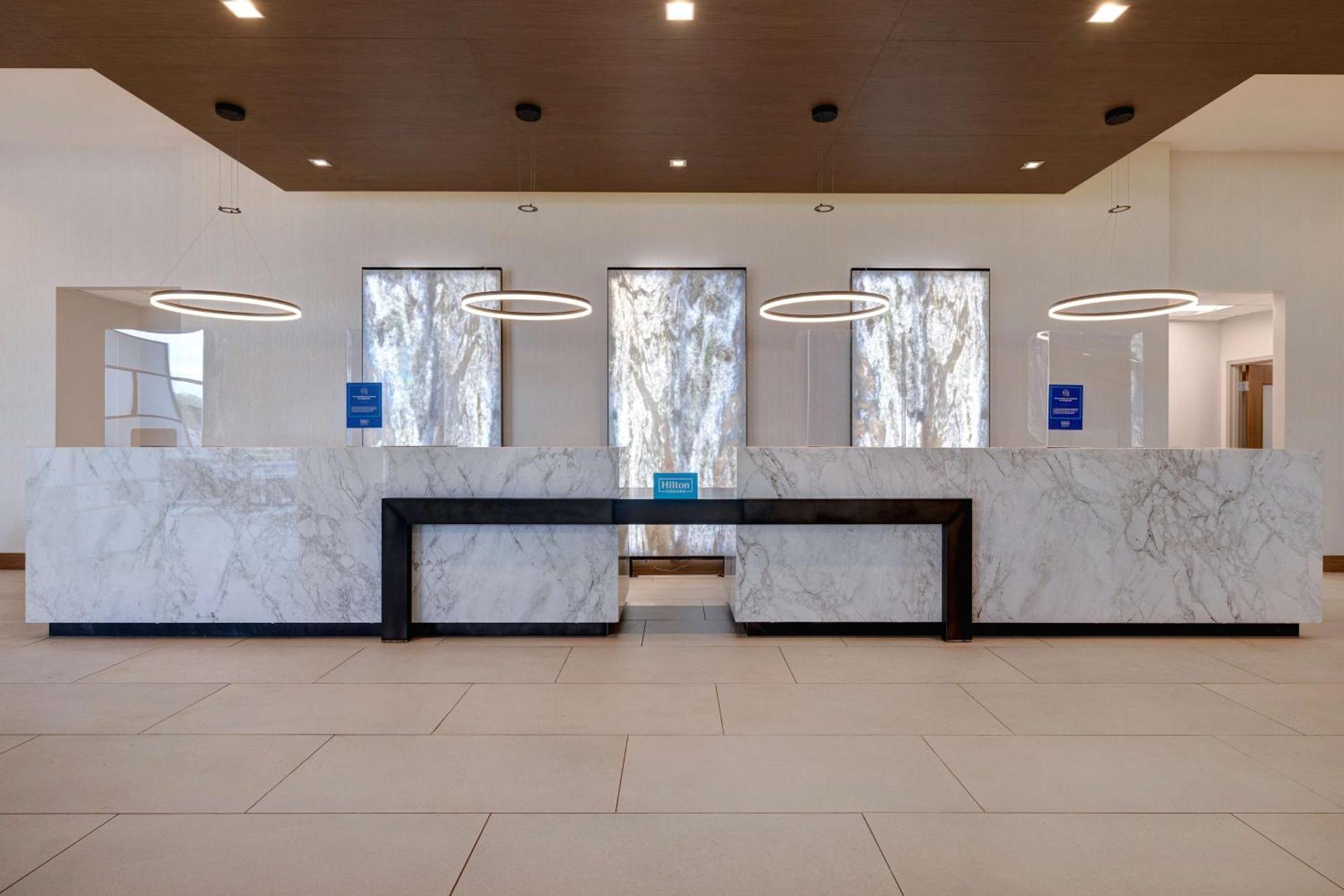 Hilton Garden Inn Anaheim Resort Экстерьер фото